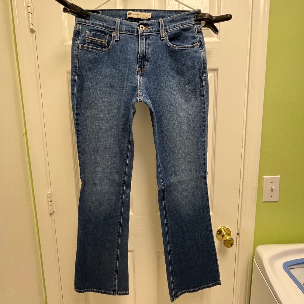 Women's Levi's 515 Embroidered Bootcut, WINE R TAG, 6 x 30.5L - Picture 2 of 14